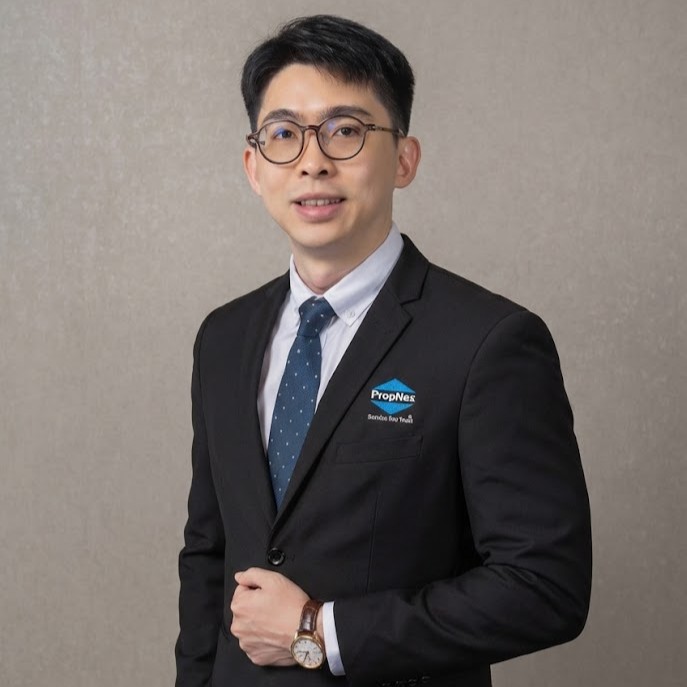 Wee Howe - Licensed Real Estate Negotiator